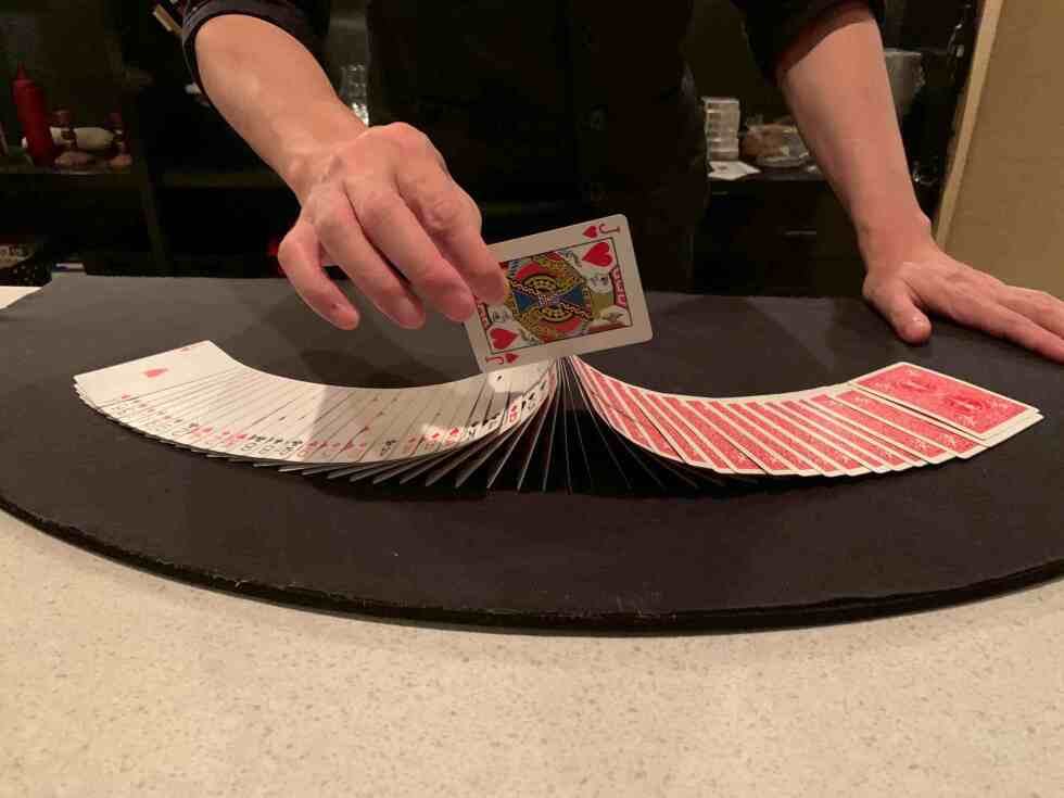 人を楽しませるマジック講座